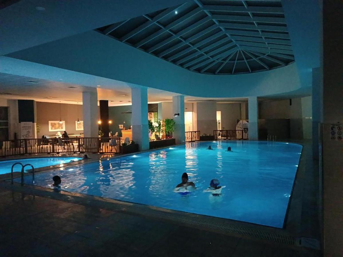 16Th Floor Sky View Condo With Pool And Fitness Skopje Exterior foto