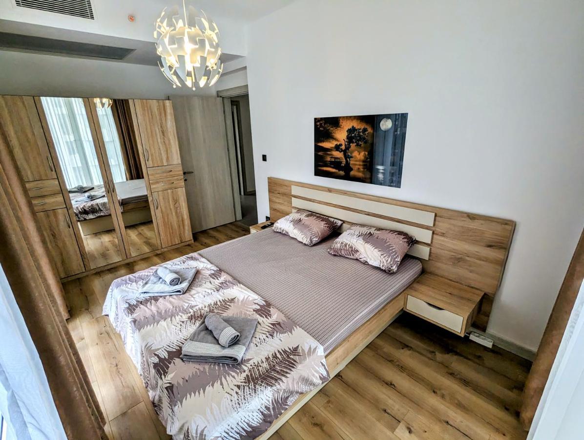 16Th Floor Sky View Condo With Pool And Fitness Skopje Exterior foto